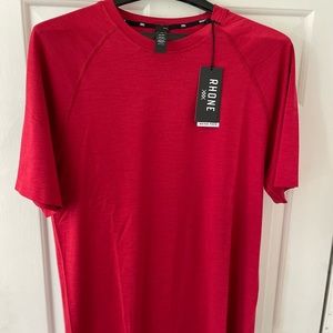 NWT Rhone Reign Tech short sleeve tee.